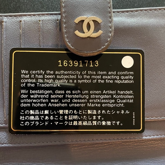 Lavender l zip CHANEL wallet - Picture 8 of 8